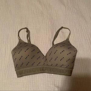 Wireless VS Pink Bra